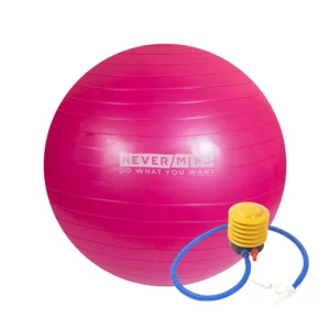 pelota o balón de pilates color fucsia con inflador